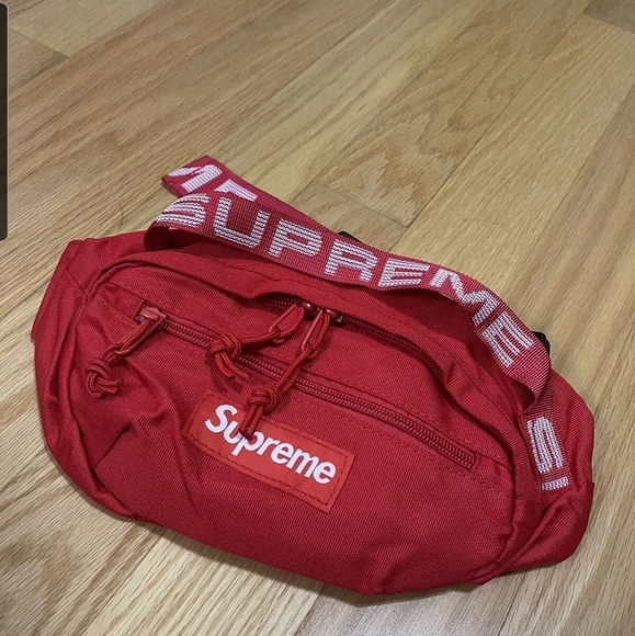 Supreme SS18 Waist Crossbody Bag - Picture 3 of 4